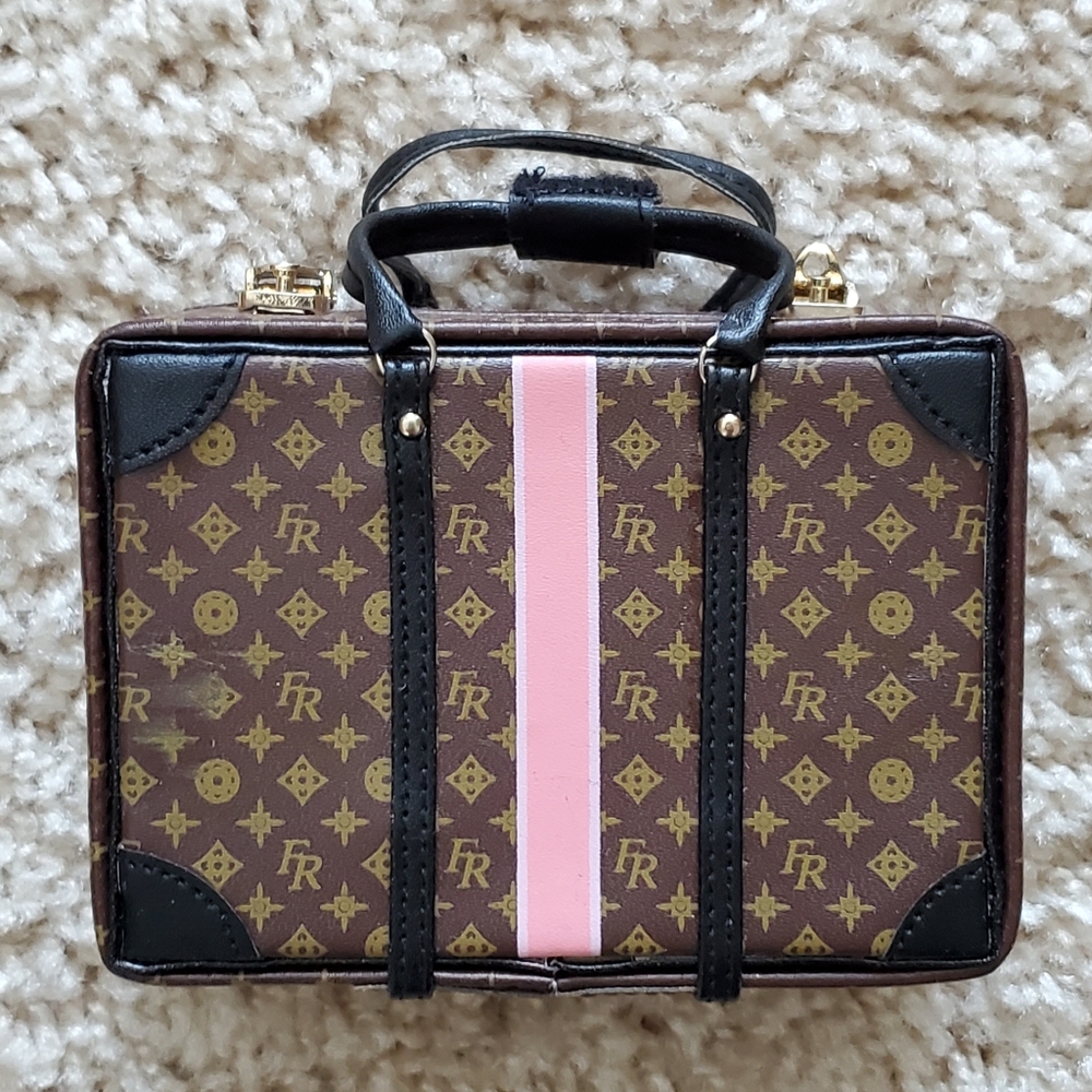 Integrity Toys Fashion Royalty Collectible Luggage - Picture 3 of 6